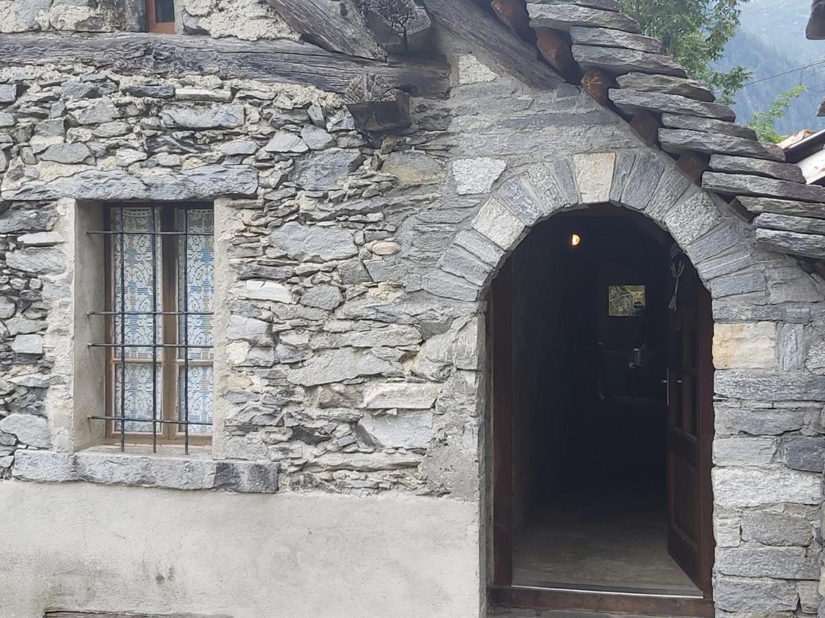 Tepilanti Vila Cerentino Exterior foto