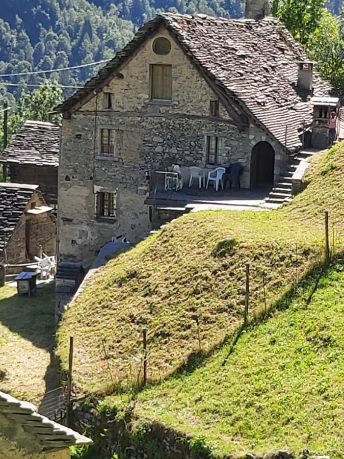 Tepilanti Vila Cerentino Exterior foto